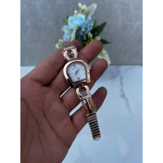 Classy Gucci Watch For Women